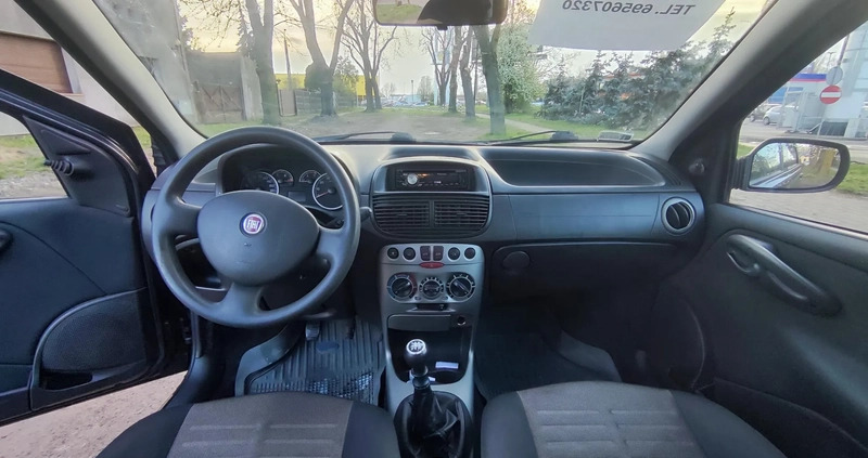 Fiat Punto cena 8499 przebieg: 224534, rok produkcji 2010 z Łódź małe 137